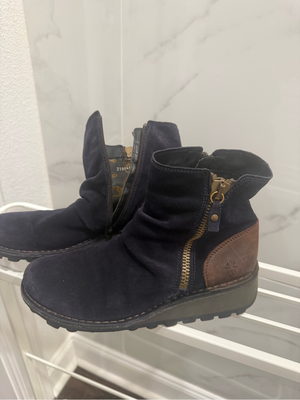Fly London navy suede boots. Slouch style, leather heel. Made in Portugal. EU 40